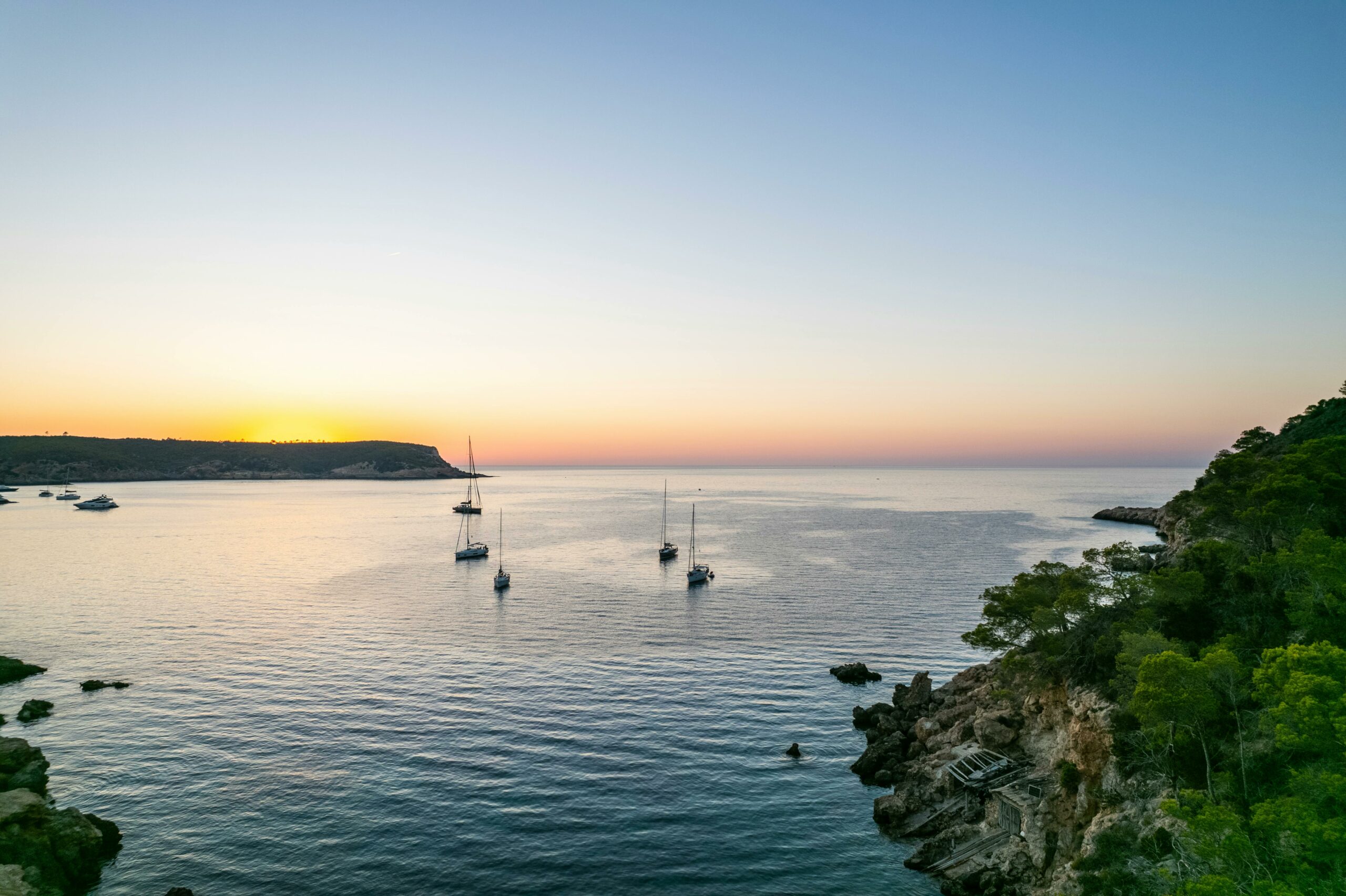 Las mejores playas de Ibiza para desconectar en verano