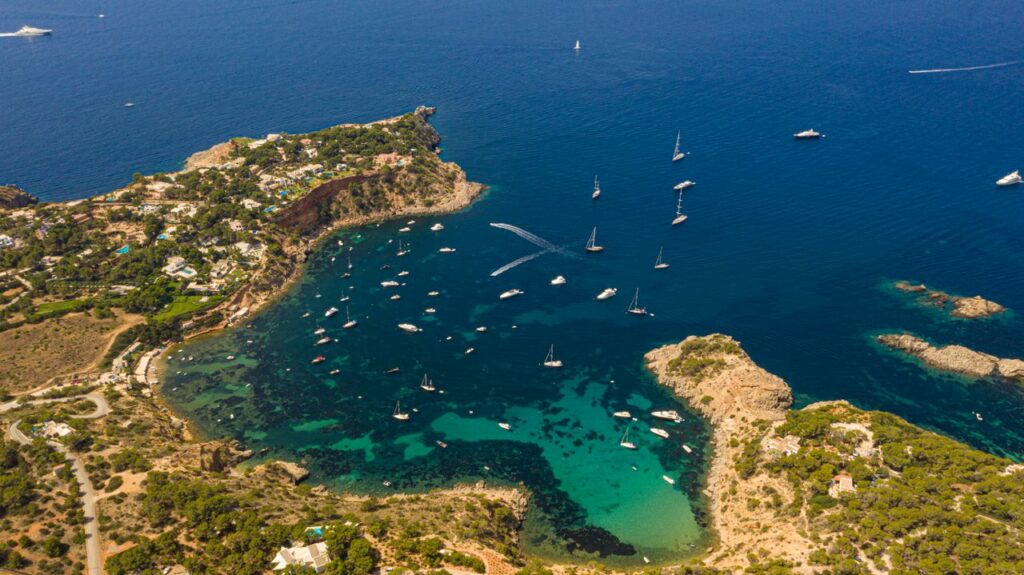 Private Yacht Service in Ibiza - Las Villas Ibiza